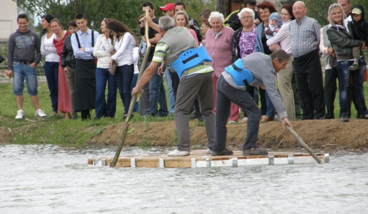 Dni Komároviec 2012