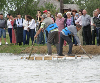 Dni Komároviec 2012