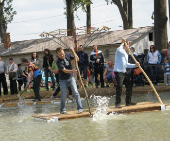 Dni Komároviec 2012